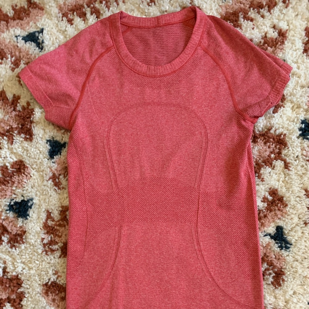 Lululemon Swiftly Tech Short Sleeve